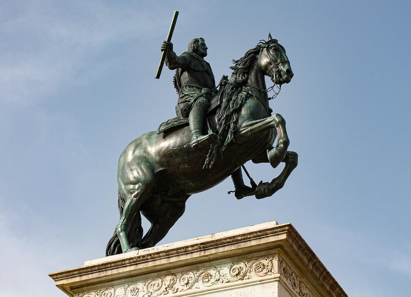 Dragon Statue
